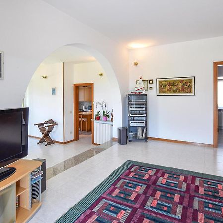 2 Bedroom Cozy Apartment In غرادو المظهر الخارجي الصورة